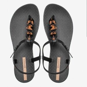 Ipanema Charm Sandal 23 Thong Flats Black Marble (New)